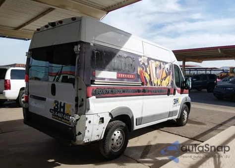 2014 Ram Promaster 2500 High Roof z USA, uszkodzony, nr VIN 3C6TRVCG9EE107689